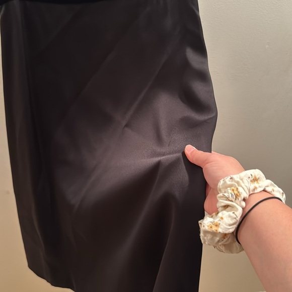 Vintage Nicole Miller Elegant Empire Black Dress 8 - Picture 4 of 7